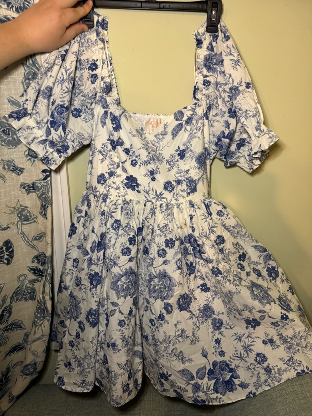 Girls Blue Floral Puff-Sleeve Dress